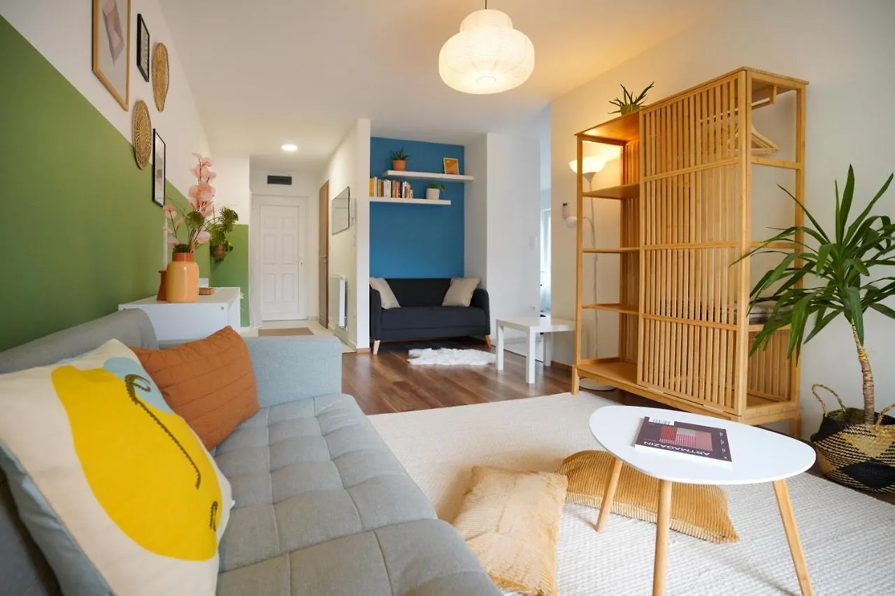 Apartment Wine&Go Studio, Stylish, Quiet City Center Home Eger Hungary